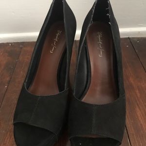 Elizabeth and James Wedges